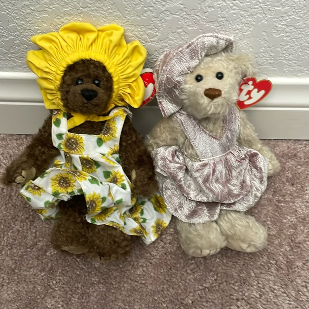 DARLENE AND SUSANNAH BEANIE BABIES